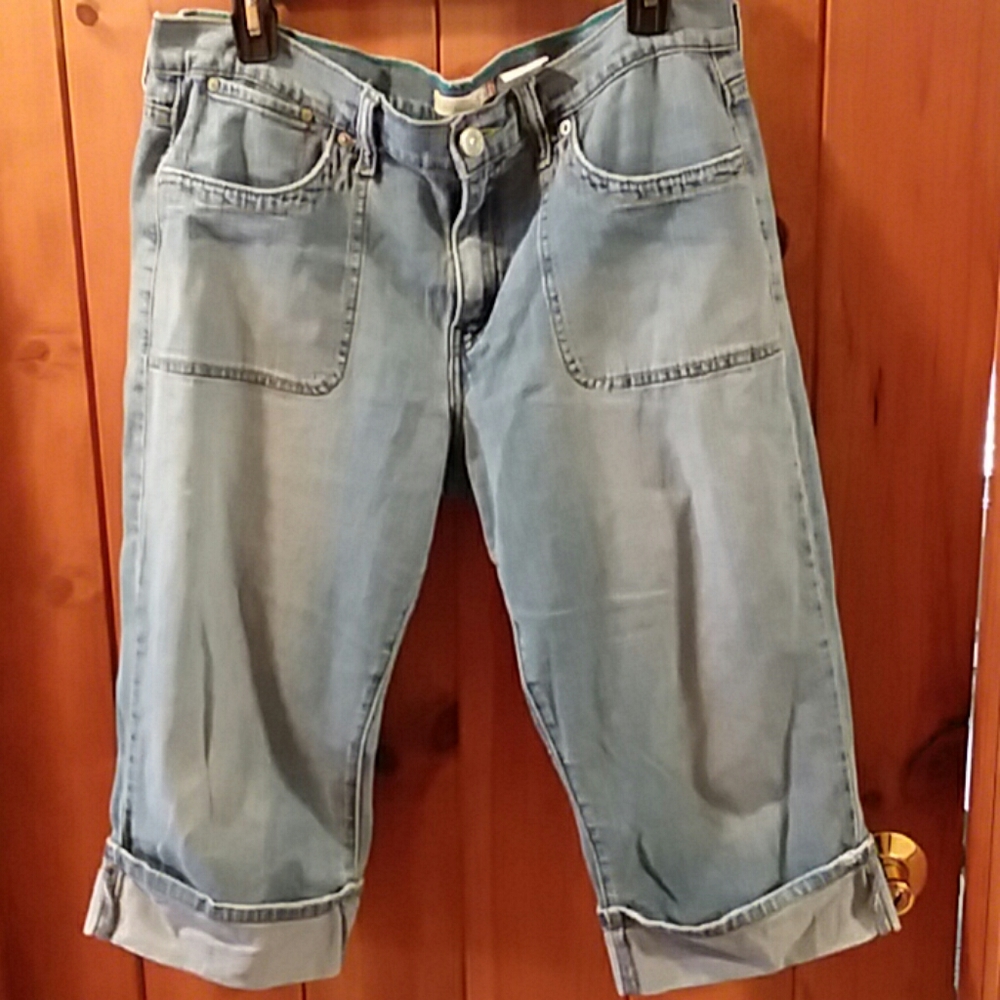 Levi Capris 515